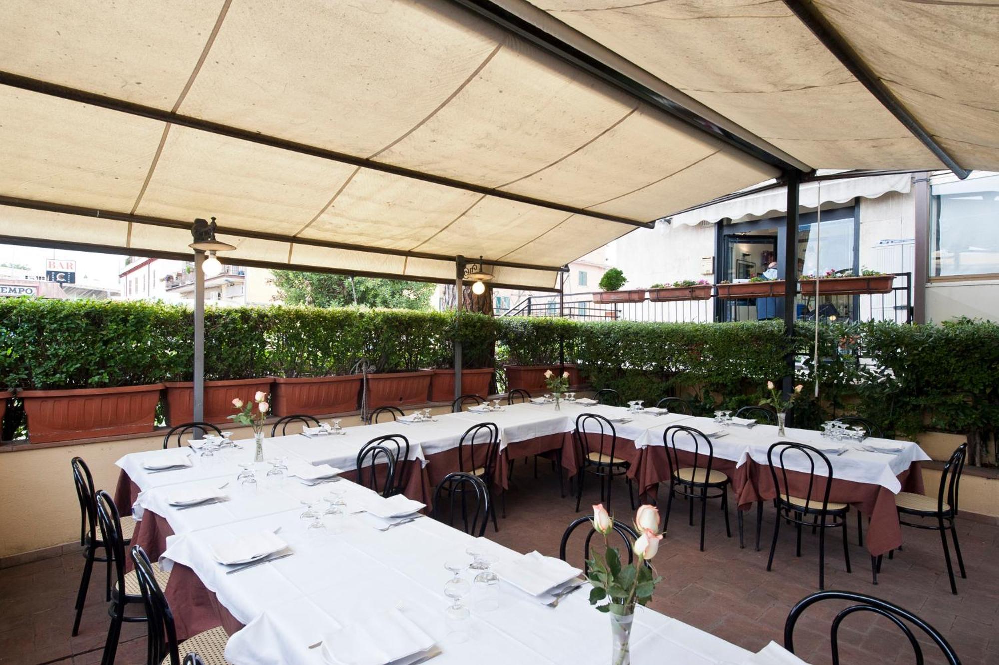 Hotel 4 Pini Rome Extérieur photo