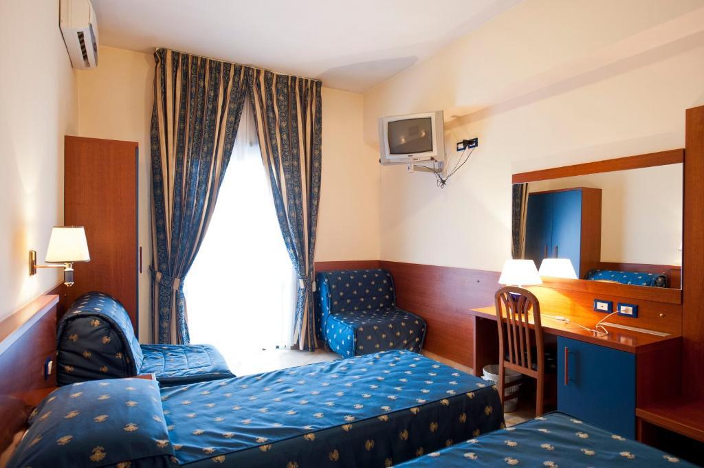 Hotel 4 Pini Rome Extérieur photo